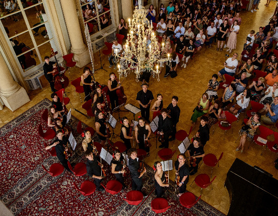 Foto final de nuestra actuación en el Palacio del Primado / Bratislava Music Agency